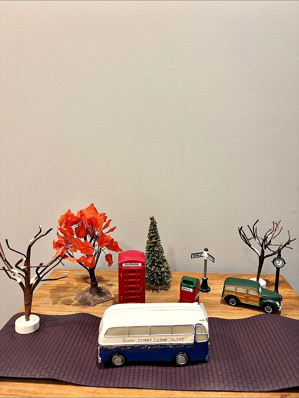 Holiday Village Accessories